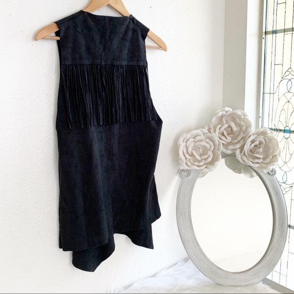 Brandy Melville Black Faux Suede Draped Vest - Picture 2 of 7